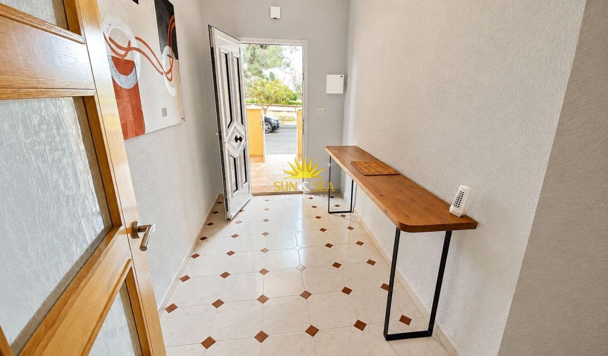 3 slaapkamer Huis te koop in Pilar de la Horadada met garage - € 249.000 (Ref: 9922995)