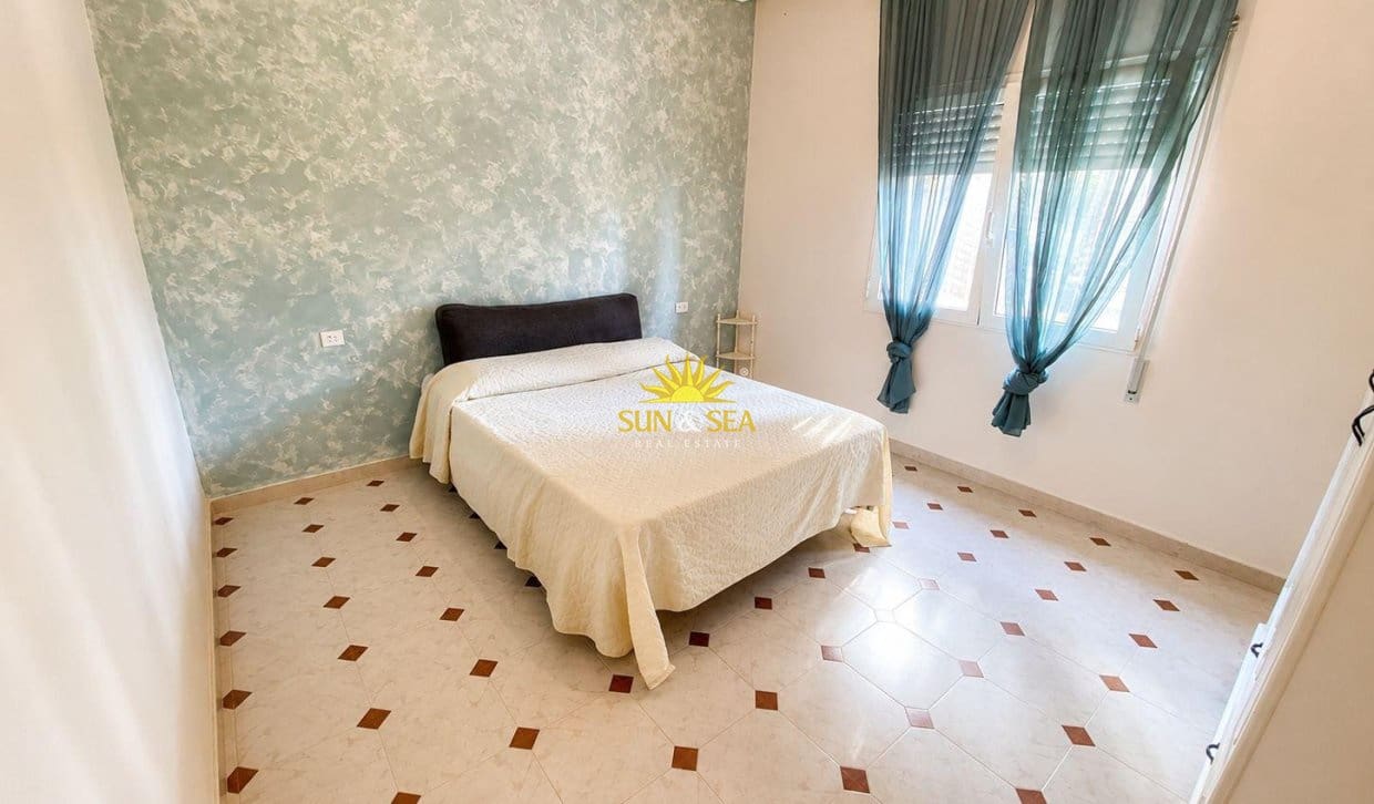 3 slaapkamer Huis te koop in Pilar de la Horadada met garage - € 249.000 (Ref: 9922995)