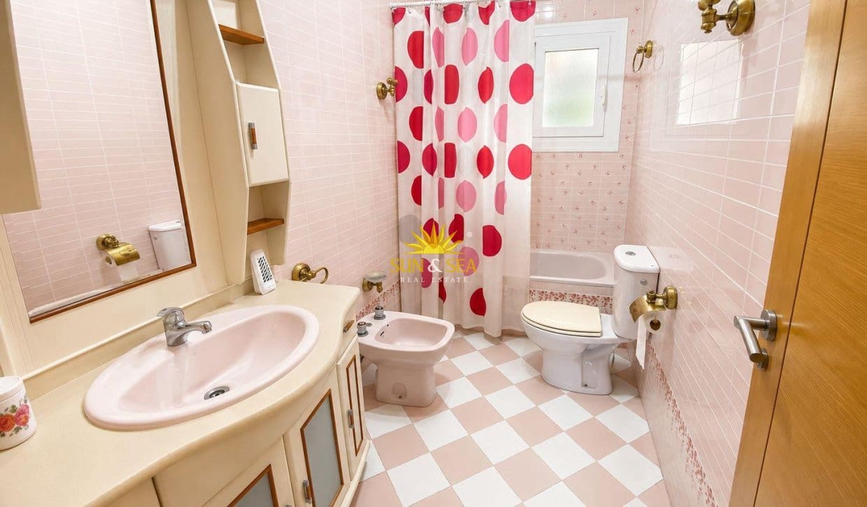 3 slaapkamer Huis te koop in Pilar de la Horadada met garage - € 249.000 (Ref: 9922995)
