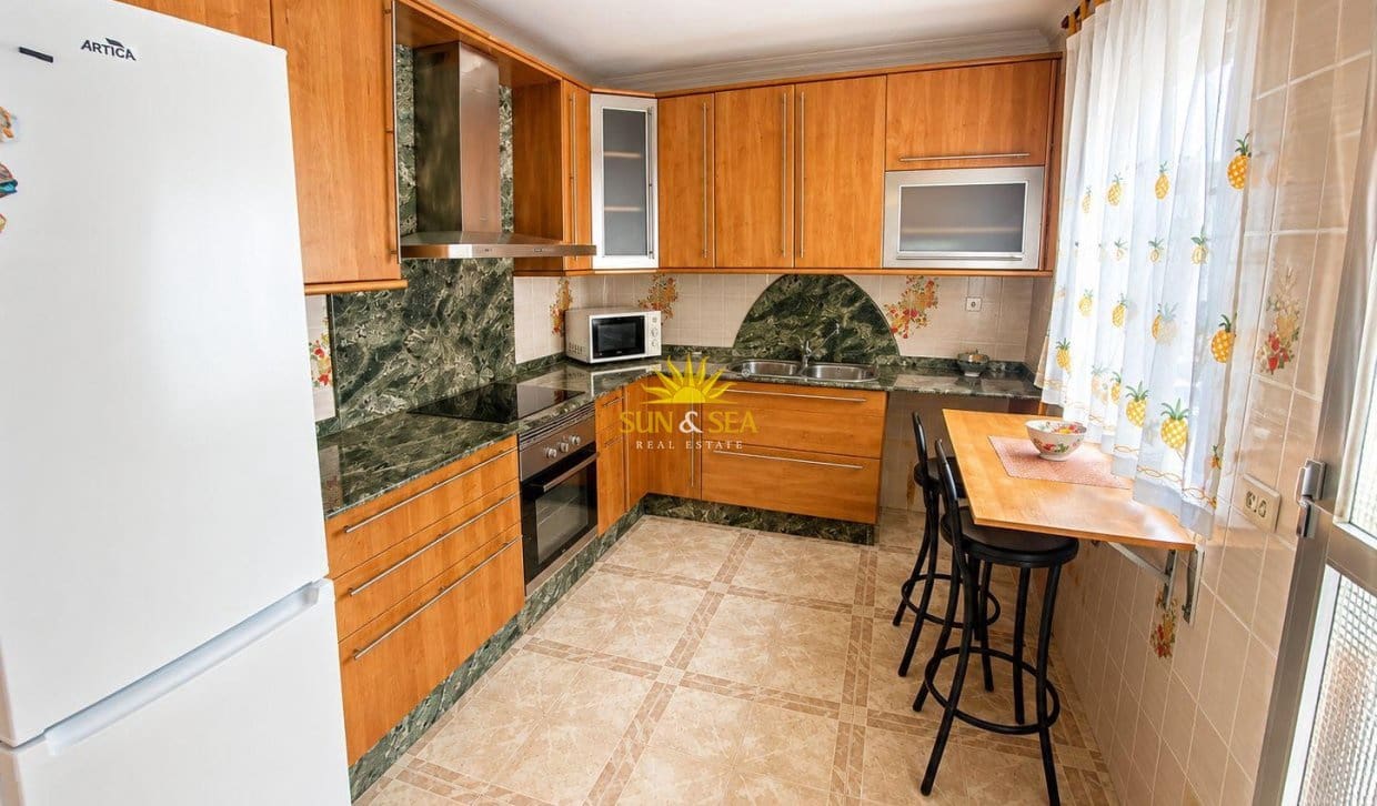 3 slaapkamer Huis te koop in Pilar de la Horadada met garage - € 249.000 (Ref: 9922995)