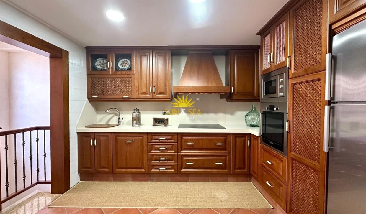 4 chambre Villa/Maison Semi-Mitoyenne à vendre à Los Altos avec garage - 449 900 € (Ref: 9922996)