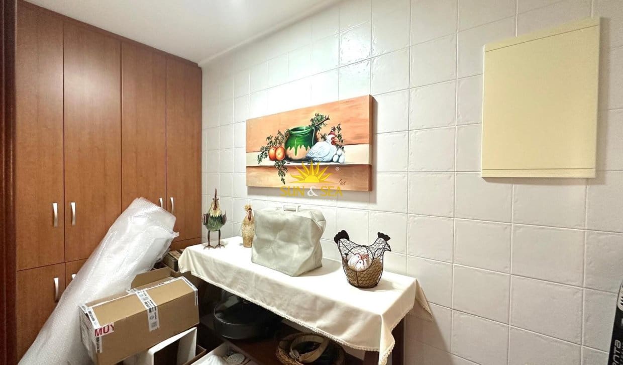 4 chambre Villa/Maison Semi-Mitoyenne à vendre à Los Altos avec garage - 449 900 € (Ref: 9922996)