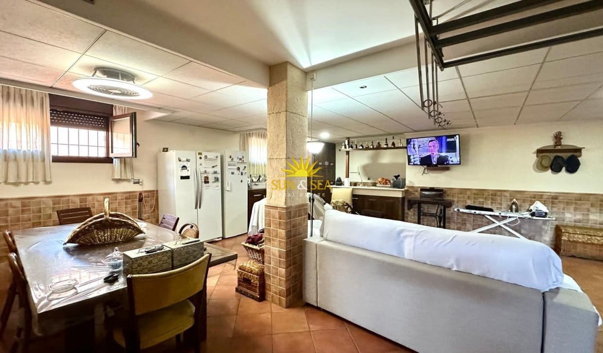 4 chambre Villa/Maison Semi-Mitoyenne à vendre à Los Altos avec garage - 449 900 € (Ref: 9922996)