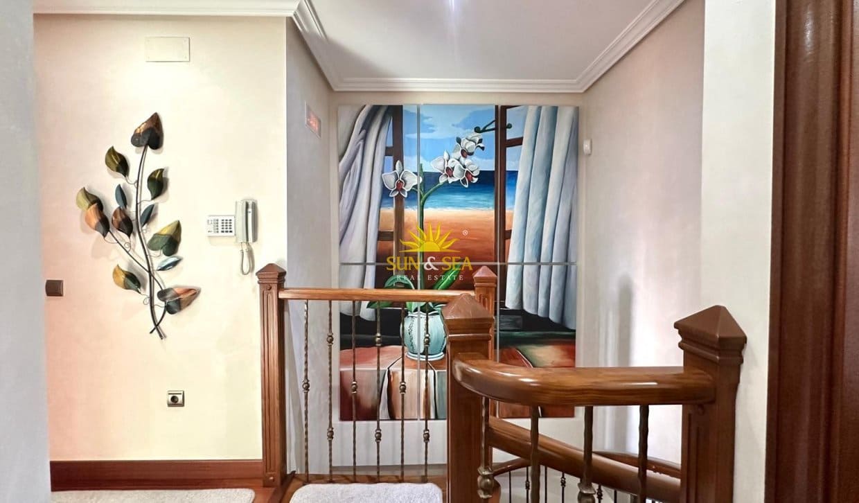 4 chambre Villa/Maison Semi-Mitoyenne à vendre à Los Altos avec garage - 449 900 € (Ref: 9922996)
