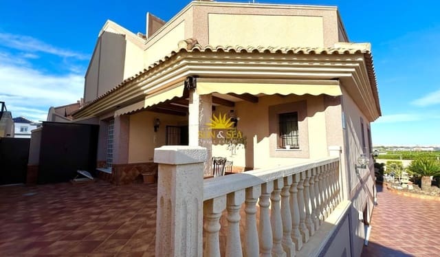 4 chambre Villa/Maison Semi-Mitoyenne à vendre à Los Altos avec garage - 449 900 € (Ref: 9922996)