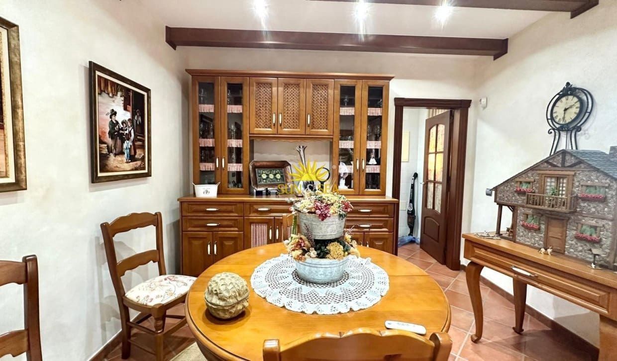 4 chambre Villa/Maison Semi-Mitoyenne à vendre à Los Altos avec garage - 449 900 € (Ref: 9922996)