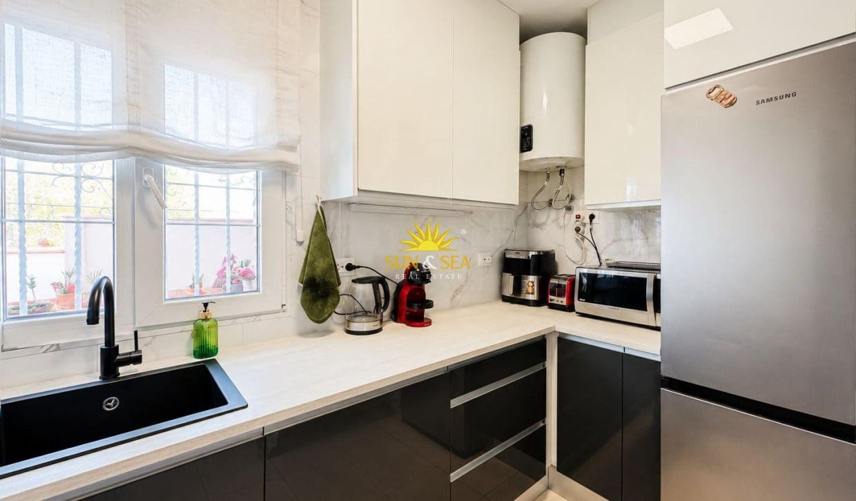 3 chambre Appartement à vendre à La Florida - 229 000 € (Ref: 9922998)