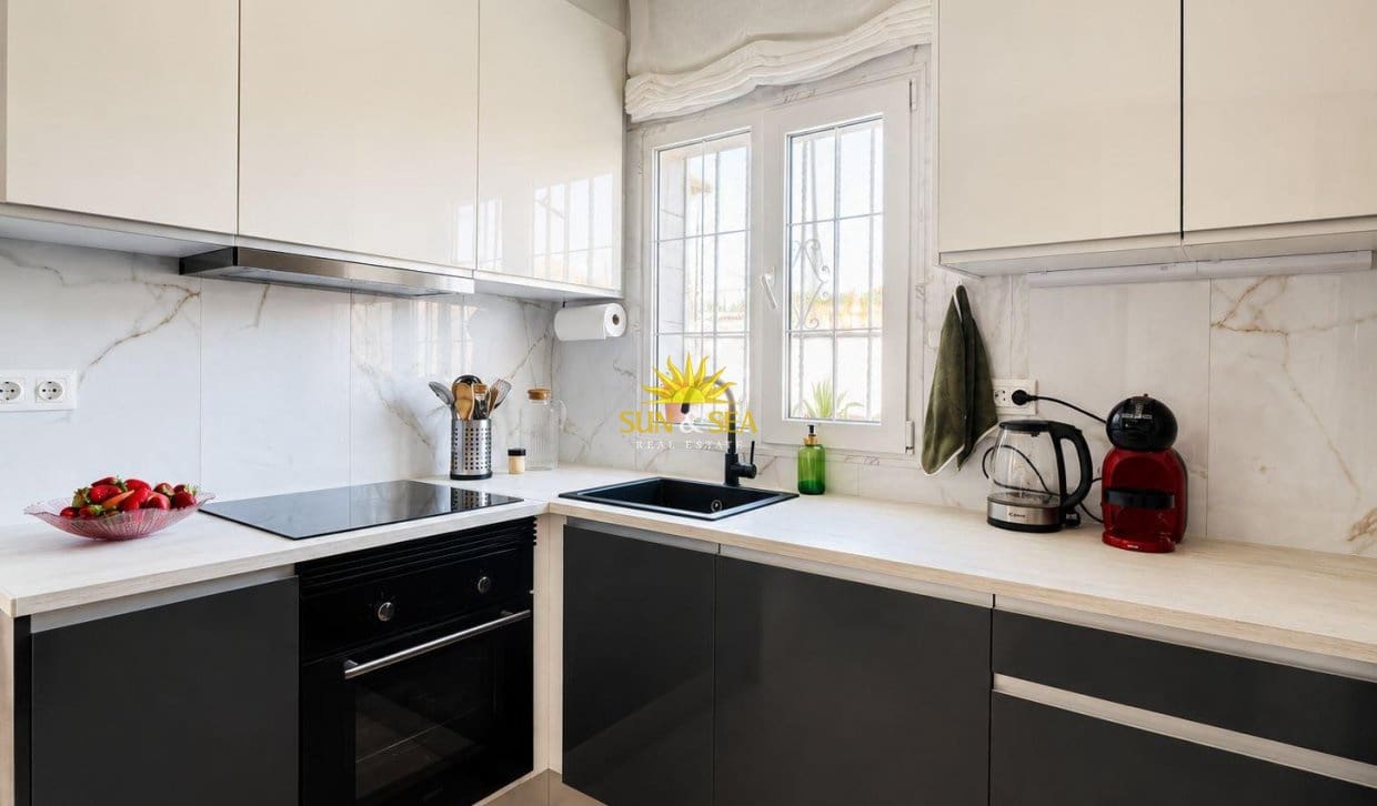 3 chambre Appartement à vendre à La Florida - 229 000 € (Ref: 9922998)