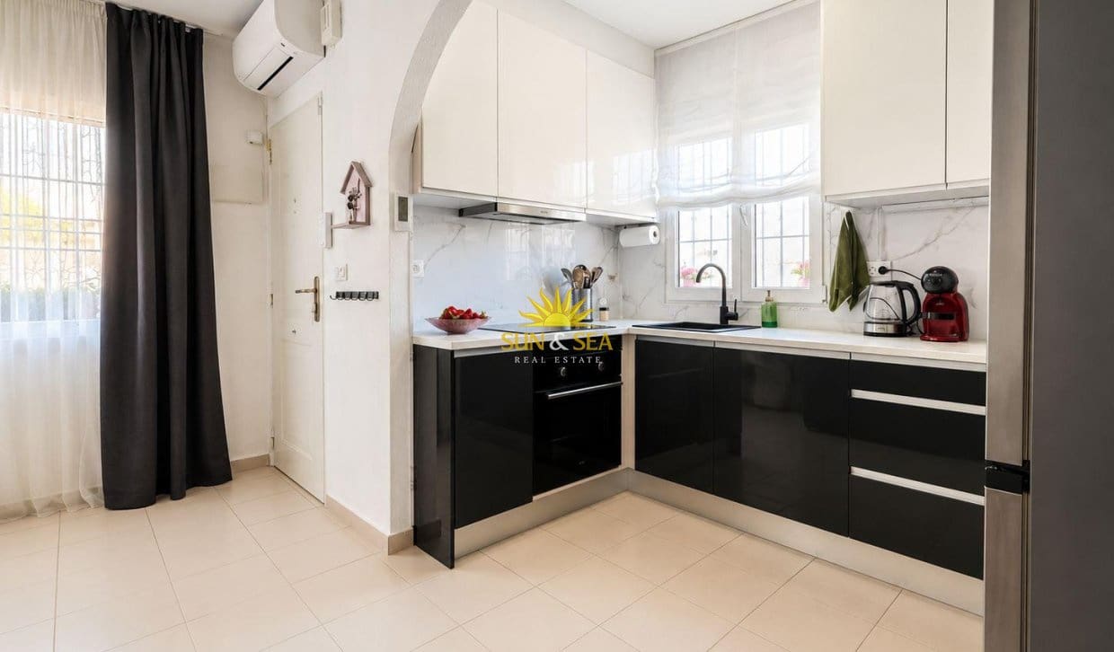3 chambre Appartement à vendre à La Florida - 229 000 € (Ref: 9922998)