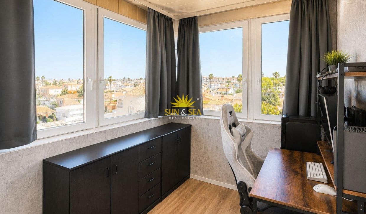 3 chambre Appartement à vendre à La Florida - 229 000 € (Ref: 9922998)