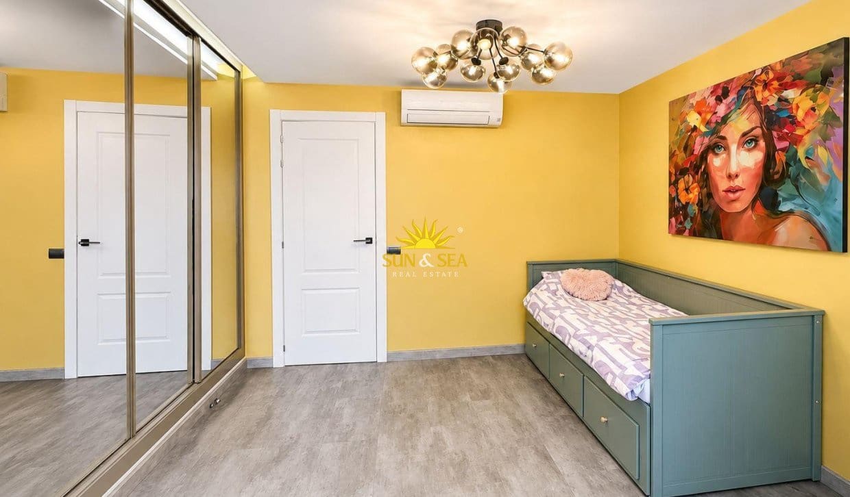 3 camera da letto Appartamento in vendita in Benidorm con piscina - 379.000 € (Rif: 9924943)