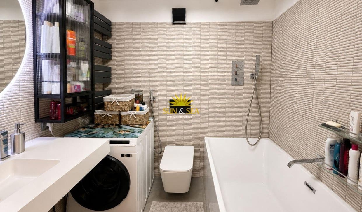 3 camera da letto Appartamento in vendita in Benidorm con piscina - 379.000 € (Rif: 9924943)