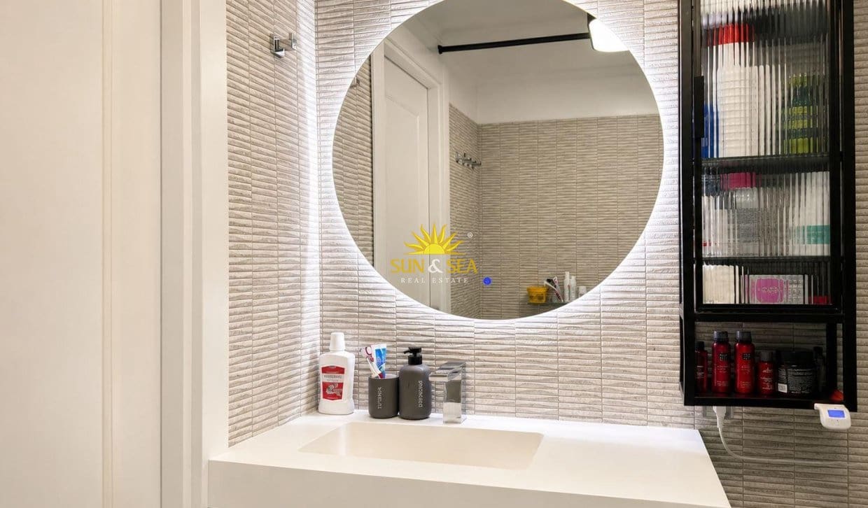 3 camera da letto Appartamento in vendita in Benidorm con piscina - 379.000 € (Rif: 9924943)