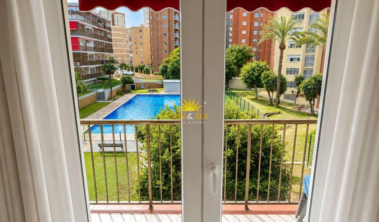3 camera da letto Appartamento in vendita in Benidorm con piscina - 379.000 € (Rif: 9924943)
