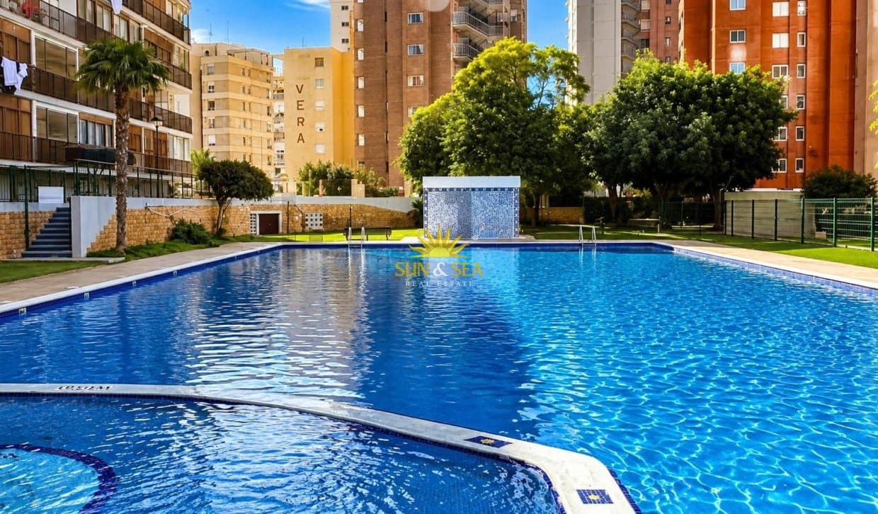 3 camera da letto Appartamento in vendita in Benidorm con piscina - 379.000 € (Rif: 9924943)