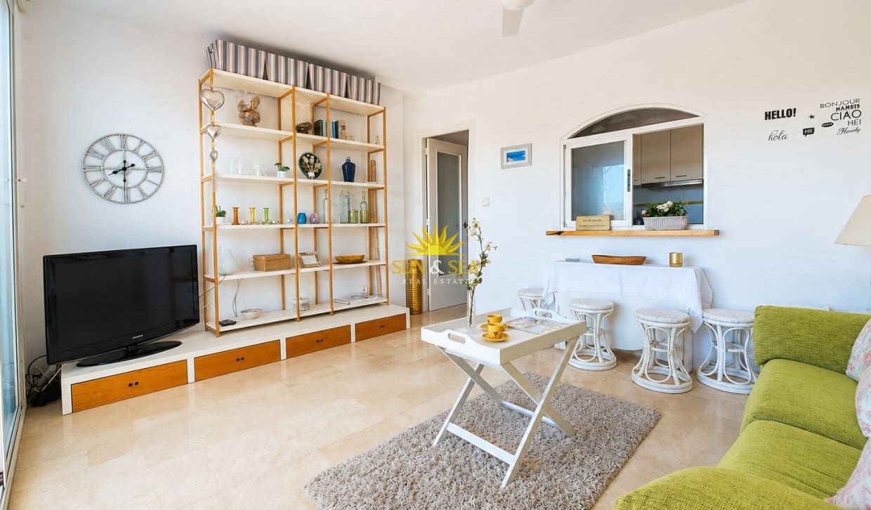Ático de 2 habitaciones en Torrevieja en venta con garaje - 220.000 € (Ref: 9924944)