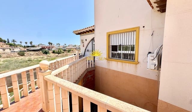 3 bedroom Villa for rent in Lomas de Cabo Roig - Los Dolses, Orihuela with pool garage - € 1,500 (Ref: 9924945)