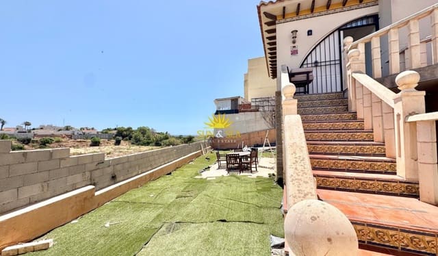 3 bedroom Villa for rent in Lomas de Cabo Roig - Los Dolses, Orihuela with pool garage - € 1,500 (Ref: 9924945)