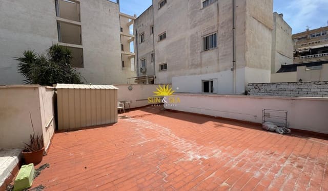 1 slaapkamer Studio voor vakantieverhuur in Las Piscinas Naturales, Torrevieja - € 650 (Ref: 9925152)
