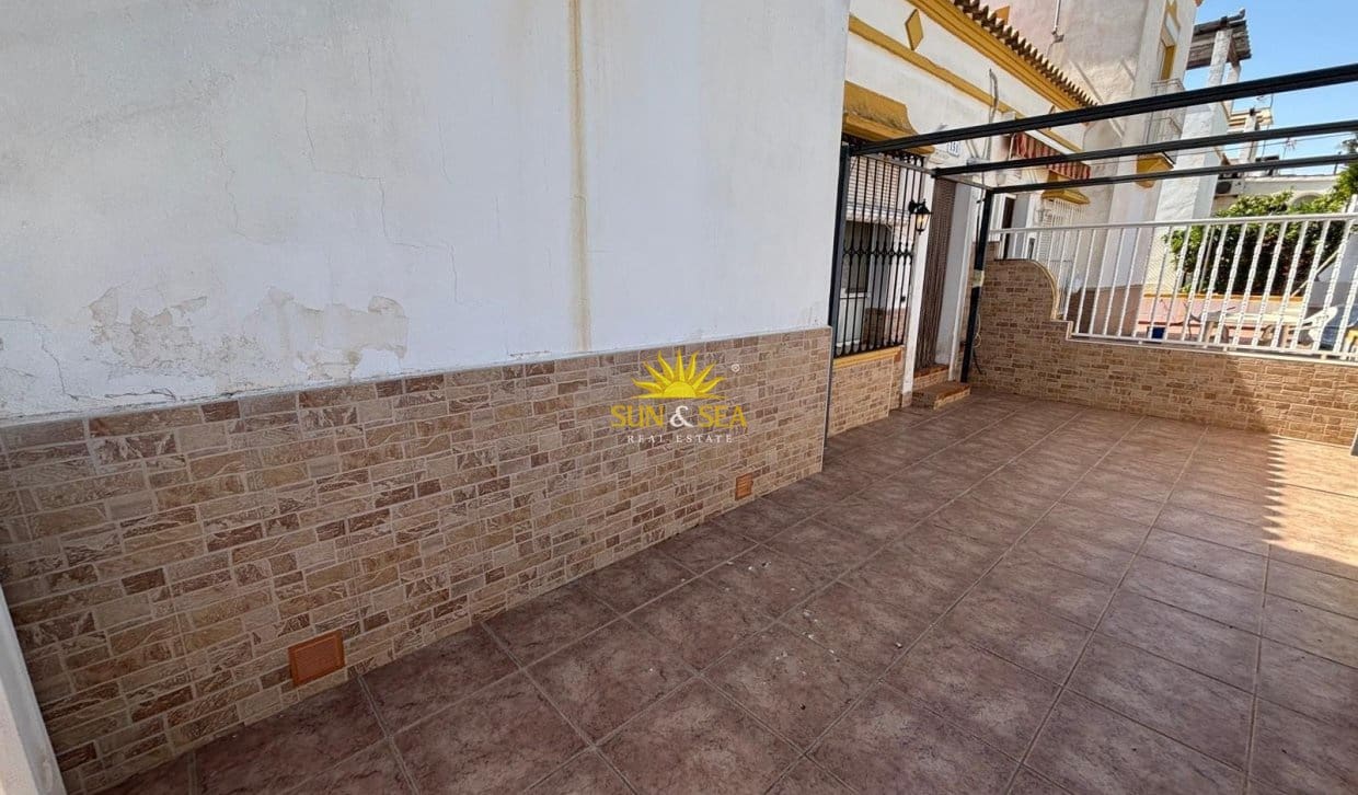 4 soverom Bungalow til salgs i Orihuela Costa - € 169 900 (Ref: 9925154)