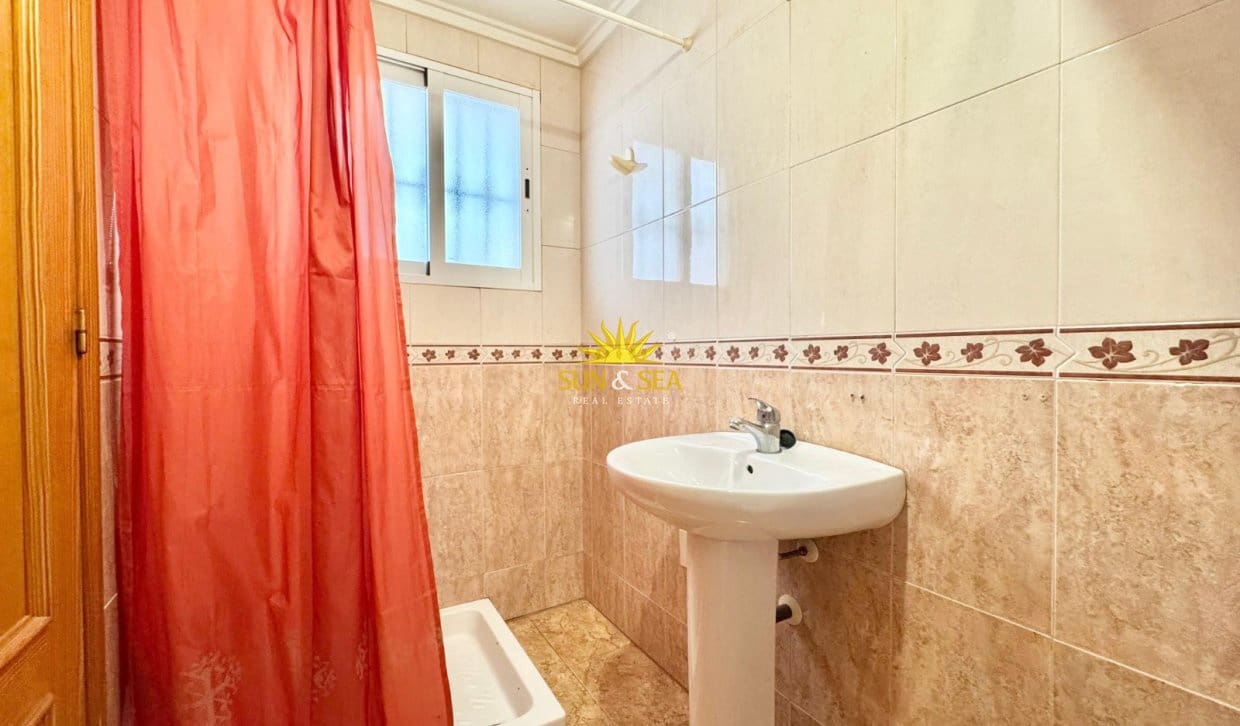 2 soveværelse Villa til leje i Algorfa med swimmingpool garage - € 750 (Ref: 9928357)