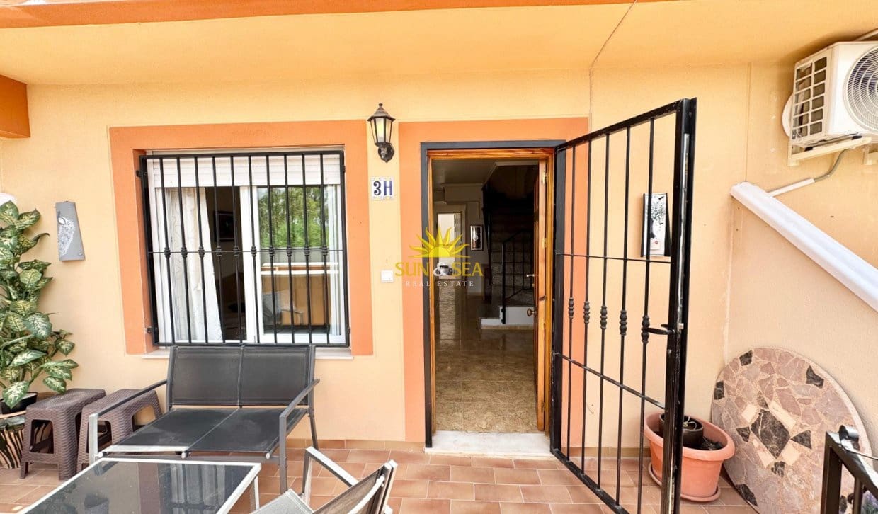 2 soveværelse Villa til leje i Algorfa med swimmingpool garage - € 750 (Ref: 9928357)