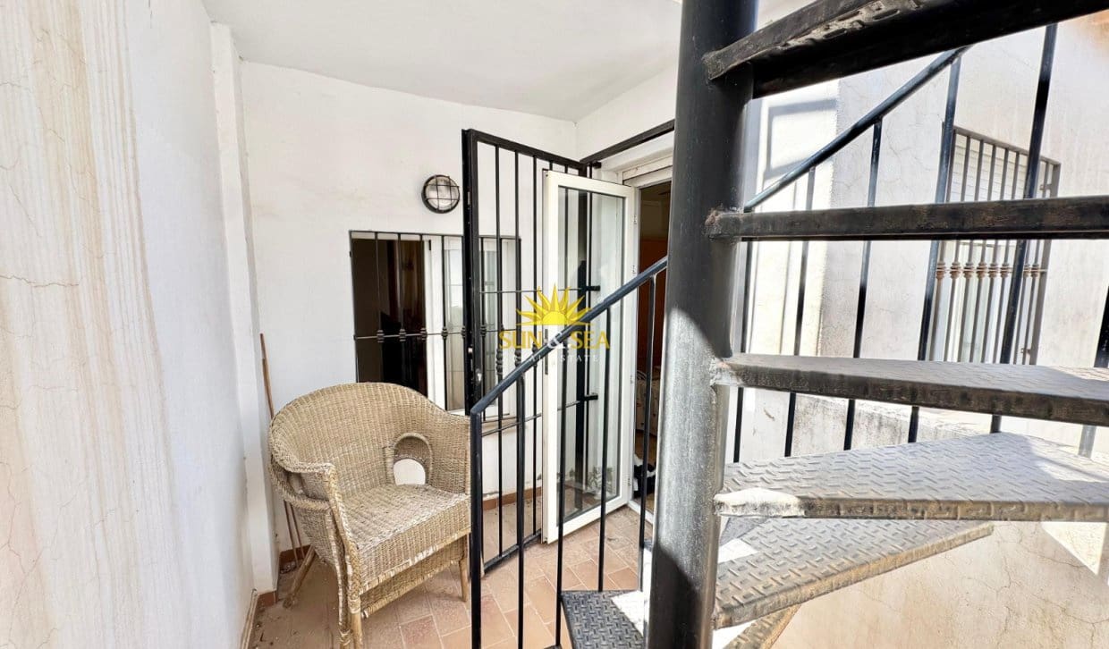 2 soveværelse Villa til leje i Algorfa med swimmingpool garage - € 750 (Ref: 9928357)