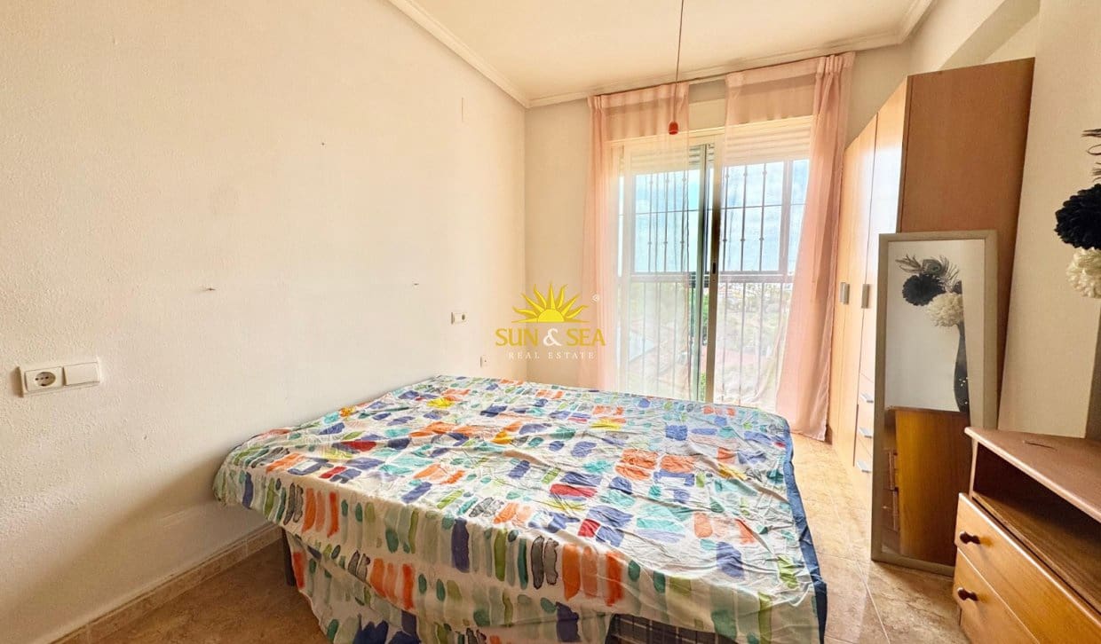 2 soveværelse Villa til leje i Algorfa med swimmingpool garage - € 750 (Ref: 9928357)