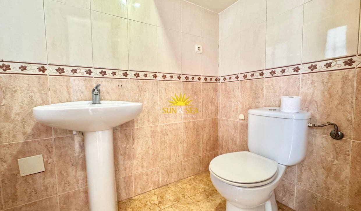 2 soveværelse Villa til leje i Algorfa med swimmingpool garage - € 750 (Ref: 9928357)