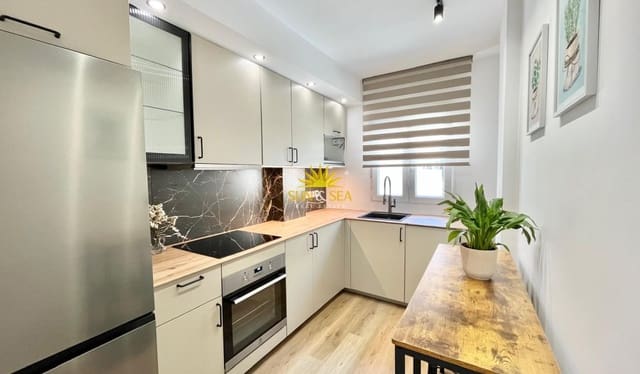 2 slaapkamer Appartement te koop in Avenida Habaneras - Curva de Palangre, Torrevieja - € 230.000 (Ref: 9928488)
