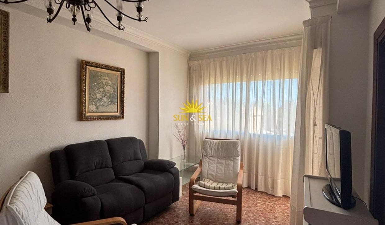   4 soveværelse   ferieLejlighed i Santiago de la Ribera     - € 850 (Ref: 9928548)