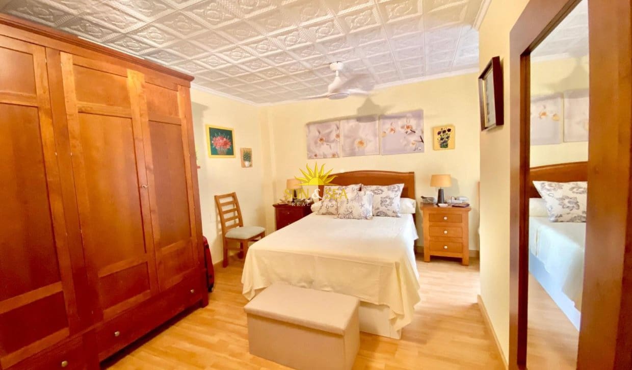 Apartamento de 2 habitaciones en San Pedro del Pinatar en venta - 123.900 € (Ref: 9928549)