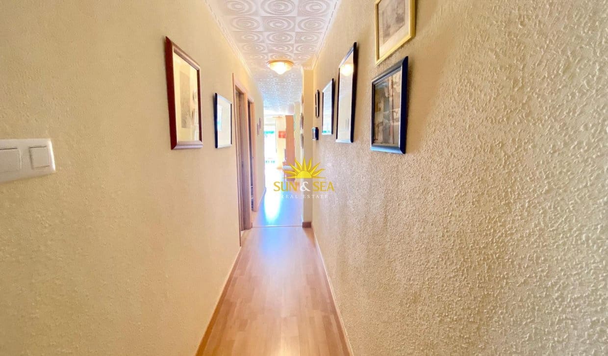 Apartamento de 2 habitaciones en San Pedro del Pinatar en venta - 123.900 € (Ref: 9928549)