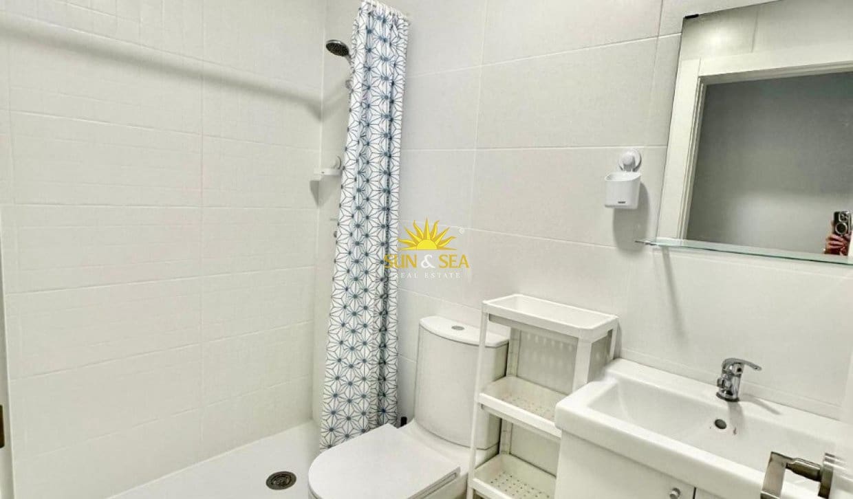 Apartamento de 3 habitaciones en Alicante / Alacant ciudad en venta - 350.000 € (Ref: 9928550)