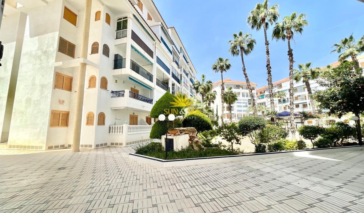 1 camera da letto Monolocale in vendita in La Mata con piscina - 103.000 € (Rif: 9935007)