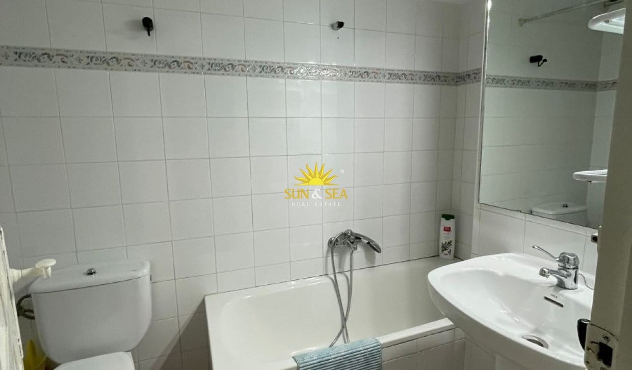3 camera da letto Appartamento da affitare come casa vacanza in La Manga del Mar Menor con piscina - 1.100 € (Rif: 9935208)