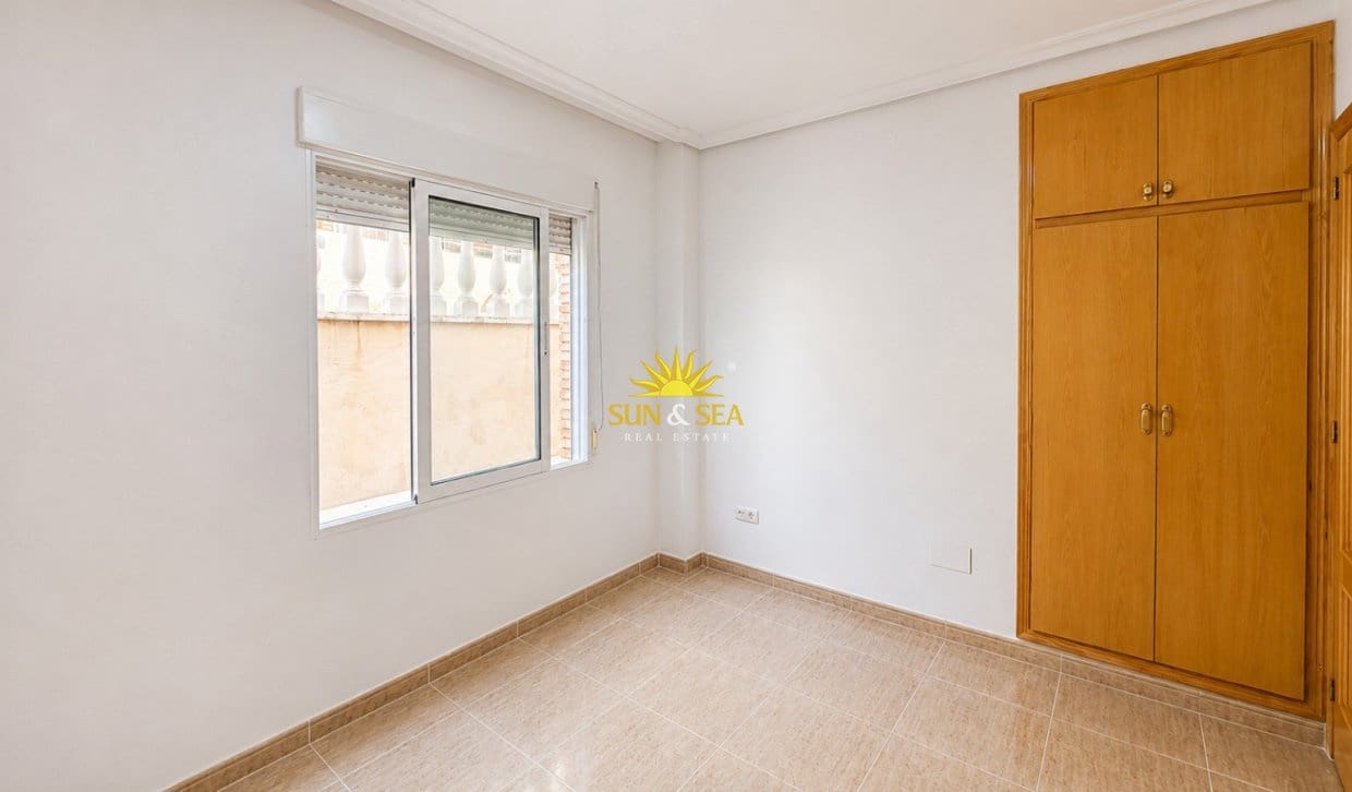 2 sypialnia Dom do wynajęcia w Algorfa z basenem garażem - 750 € (Ref: 9935209)
