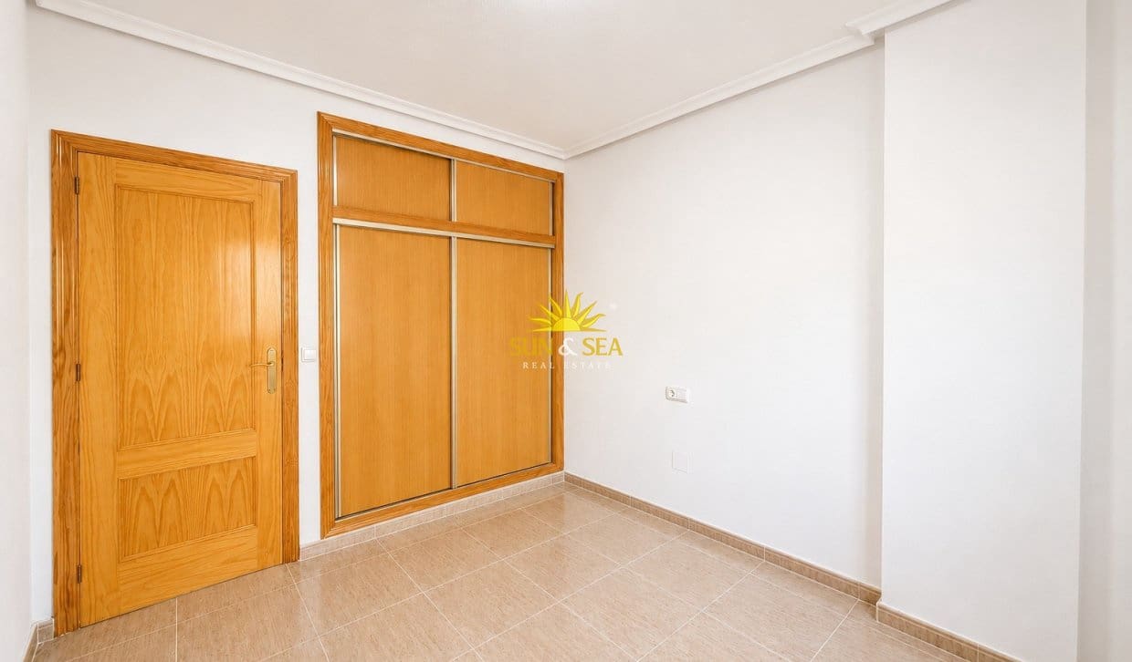 2 sypialnia Dom do wynajęcia w Algorfa z basenem garażem - 750 € (Ref: 9935209)