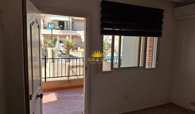 2 soveværelse Bungalow til leje i Algorfa med swimmingpool garage - € 850 (Ref: 9935209)