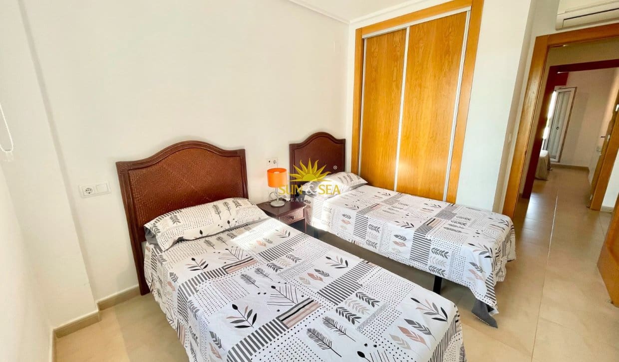 2 Zimmer Apartment zu vermieten in La Torre Golf Resort mit Pool Garage - 950 € (Ref: 9936700)