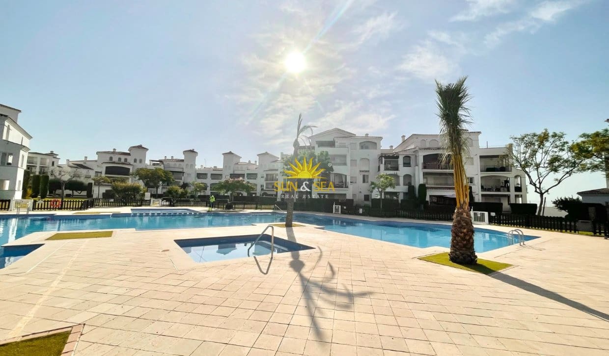 2 Zimmer Apartment zu vermieten in La Torre Golf Resort mit Pool Garage - 950 € (Ref: 9936700)