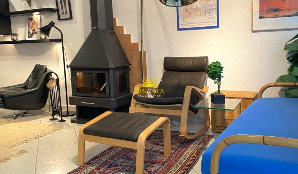 2 bedroom Villa for rent in Torrevieja with garage - € 1,200 (Ref: 9936701)