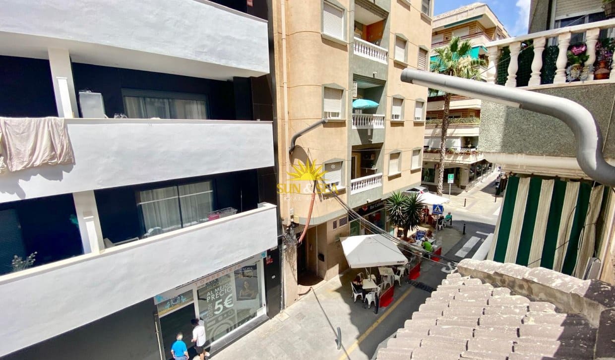 1 soveværelse Virksomhed til salg i Torrevieja med garage - € 207.900 (Ref: 9939021)