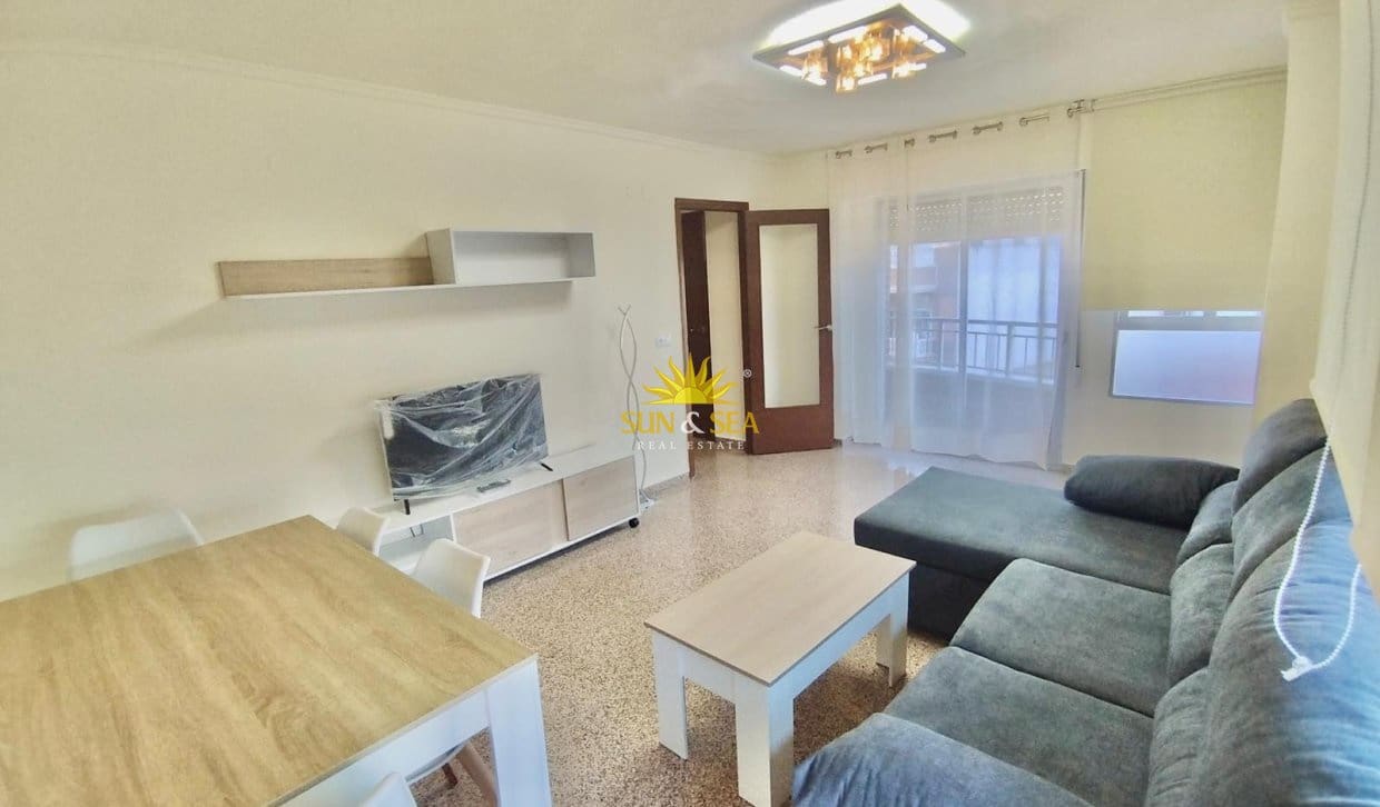 3 makuuhuone Huoneisto vuokrattavana paikassa Almoradi - 800 € (Ref: 9940718)