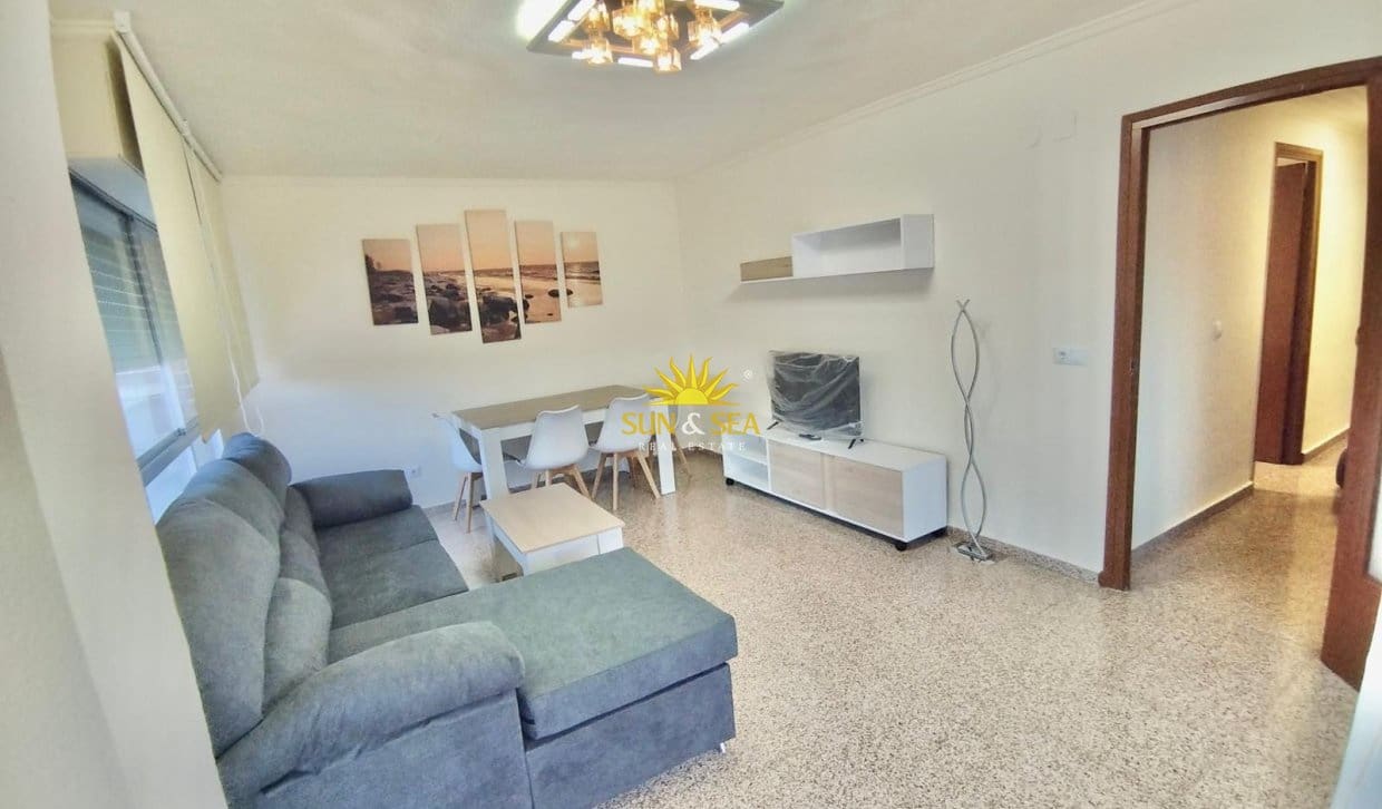 3 makuuhuone Huoneisto vuokrattavana paikassa Almoradi - 800 € (Ref: 9940718)