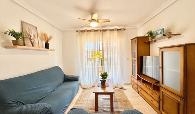 2 slaapkamer Appartement voor vakantieverhuur in Playa Flamenca, Orihuela met zwembad - € 850 (Ref: 9941278)