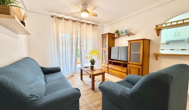 2 slaapkamer Appartement voor vakantieverhuur in Playa Flamenca, Orihuela met zwembad - € 850 (Ref: 9941278)