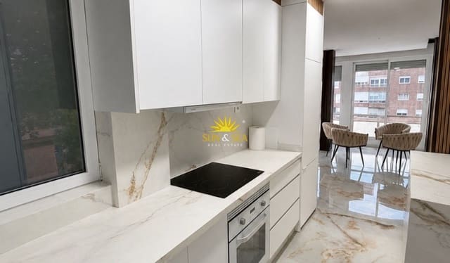 3 quarto Apartamento para arrendar em San Miguel, Múrcia cidade com garagem - 1 700 € (Ref: 9941279)