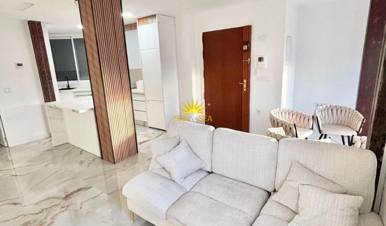 3 quarto Apartamento para arrendar em Murcia cidade com garagem - 1 700 € (Ref: 9941279)