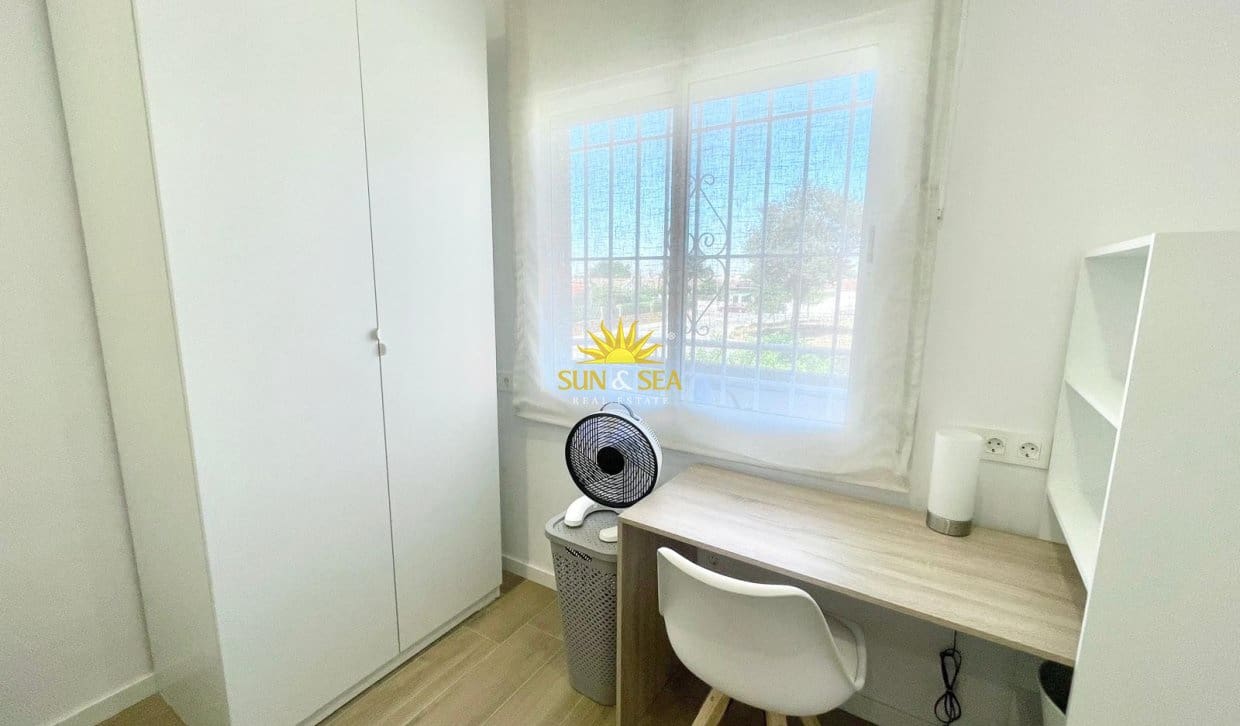 2 Zimmer Doppelhaus zu vermieten in Santiago de la Ribera mit Garage - 900 € (Ref: 9946047)